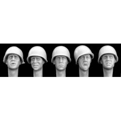 5 Heads wearing US Helmets M1 