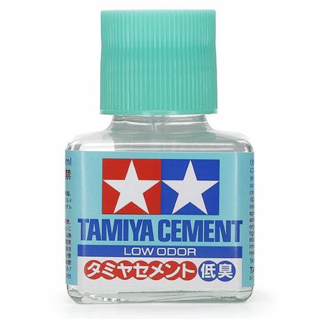 Colle liquide à faible odeur