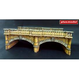 Pont urbain en pierre 