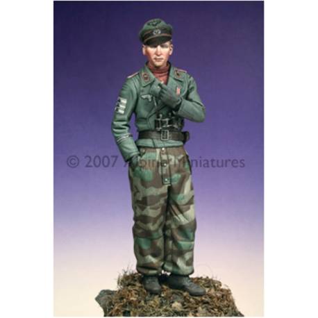  Panzer Officer "Groþdeutschland"   