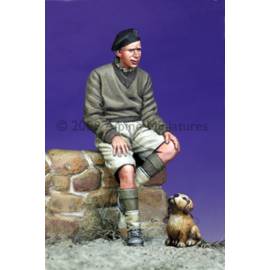 British Armoured Crew 2 and puppy
