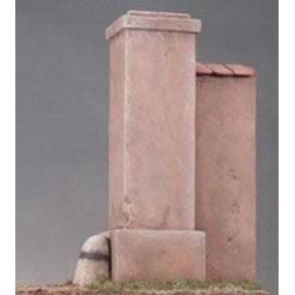 PILIER DE MUR D'ENCEINTE