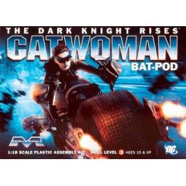 The Dark Knight Rises: Batpod with Catwoman