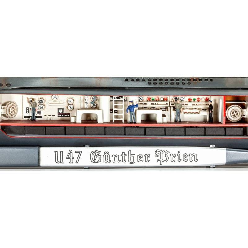 German U Boat U 47 With Interior Revell 05060 1 125eme