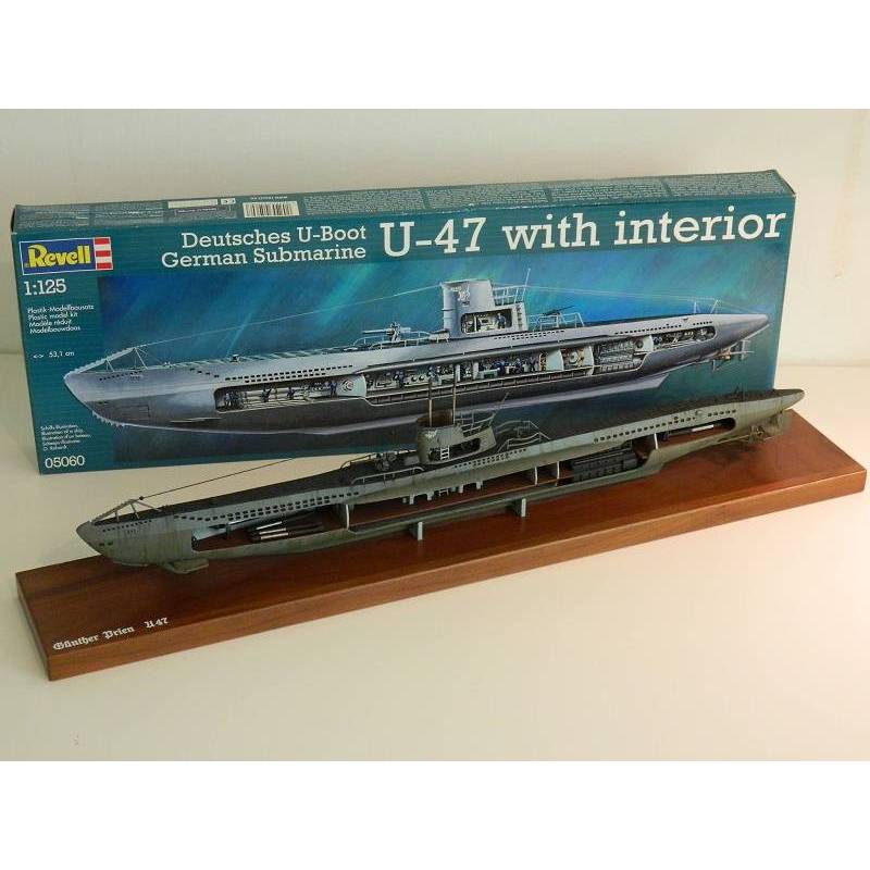German U Boat U 47 With Interior Revell 05060 1 125eme
