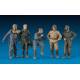 T-80 SOVIET  LIGHT  TANK w/CREW. SPECIAL EDITION 