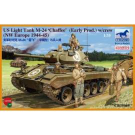 US Light Tank M-24 'Chaffee' (Early Prod.) w/Crew (NW Europe 1944-45) 