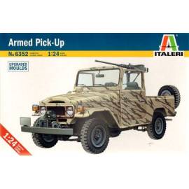 Armed pick up Toyota land cruiser 1/24ème 