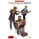 Maquette Figurines Street Musicians 1930-40's|MiniArt|38078|1:35