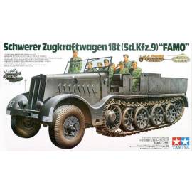 Schwere Zugkraftwagen 18t (Sd.Kfz.9) "FAMO" 