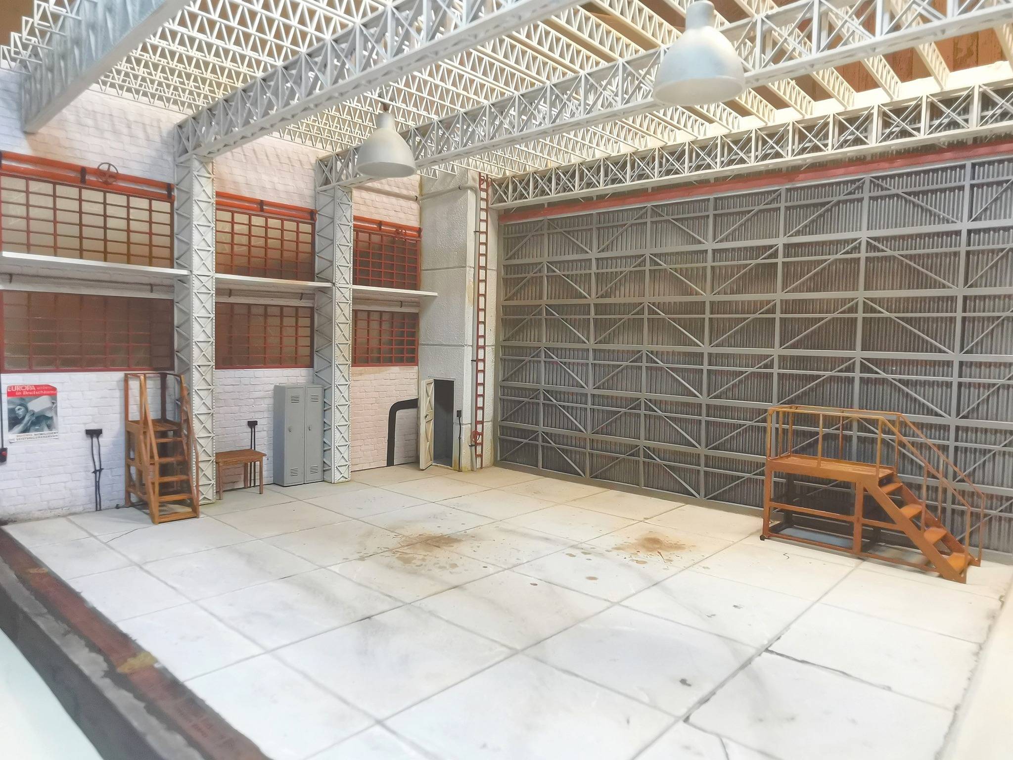 Der Hangar - aircraft workshop diorama – Image 13