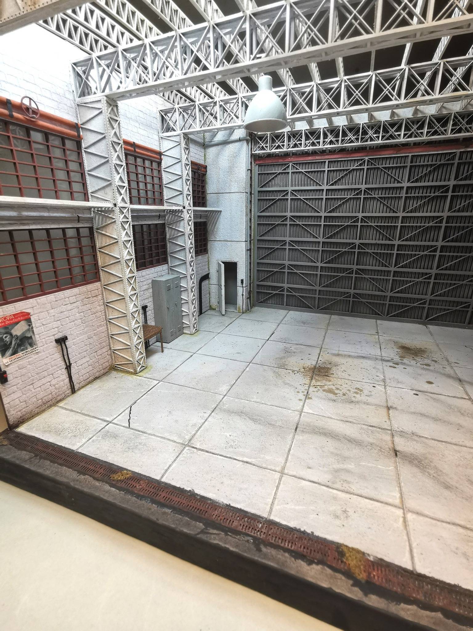 Der Hangar - aircraft workshop diorama – Image 24