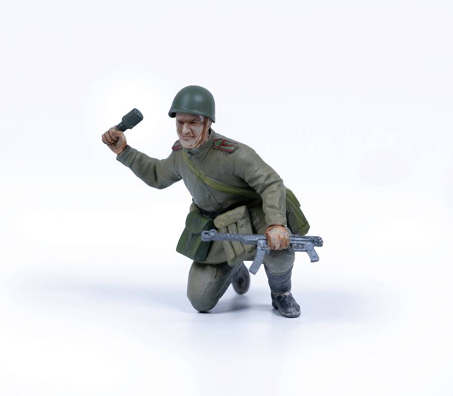 Soviet Infantry. Berlin 1945 – Image 6