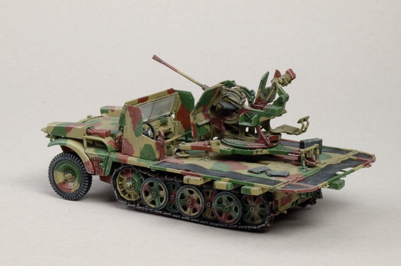 DEMAG D7 with flak 38 Sd.Kfz. 10/5 – Image 2