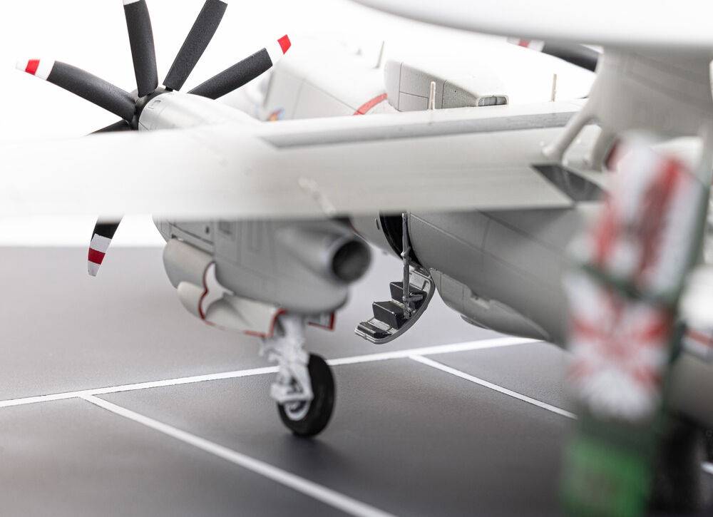 E-2C Hawkeye – Image 12