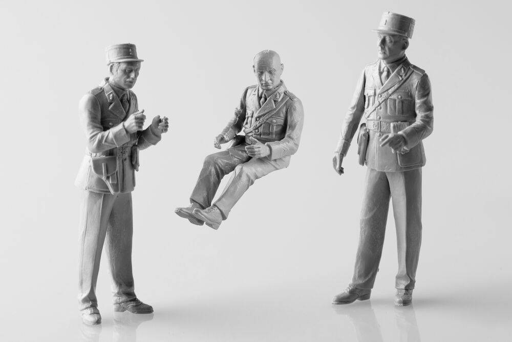 French Gendarmerie Officers – Image 3