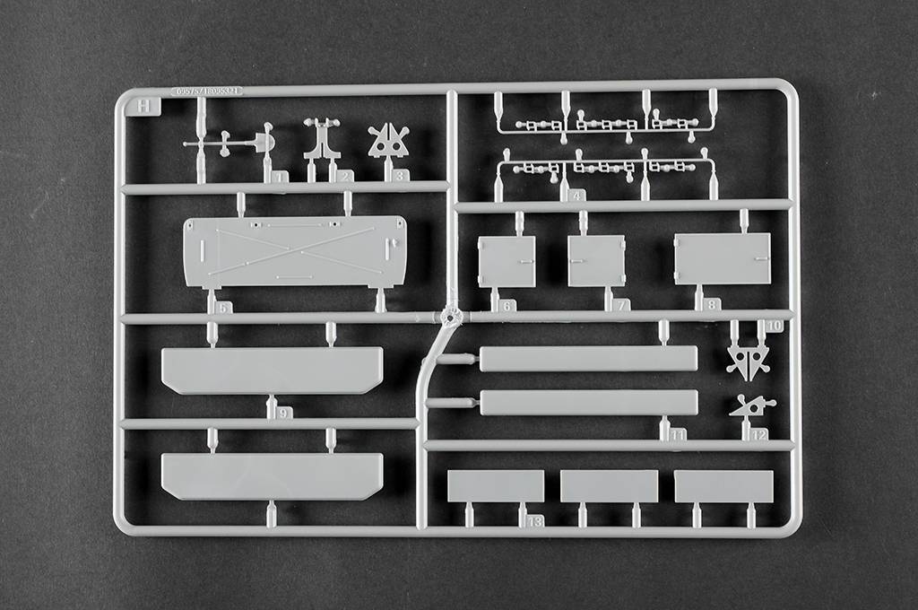 Schwerer Zugkraftwagen 18 t Sd.Kfz.9 Artillery Version – Image 4