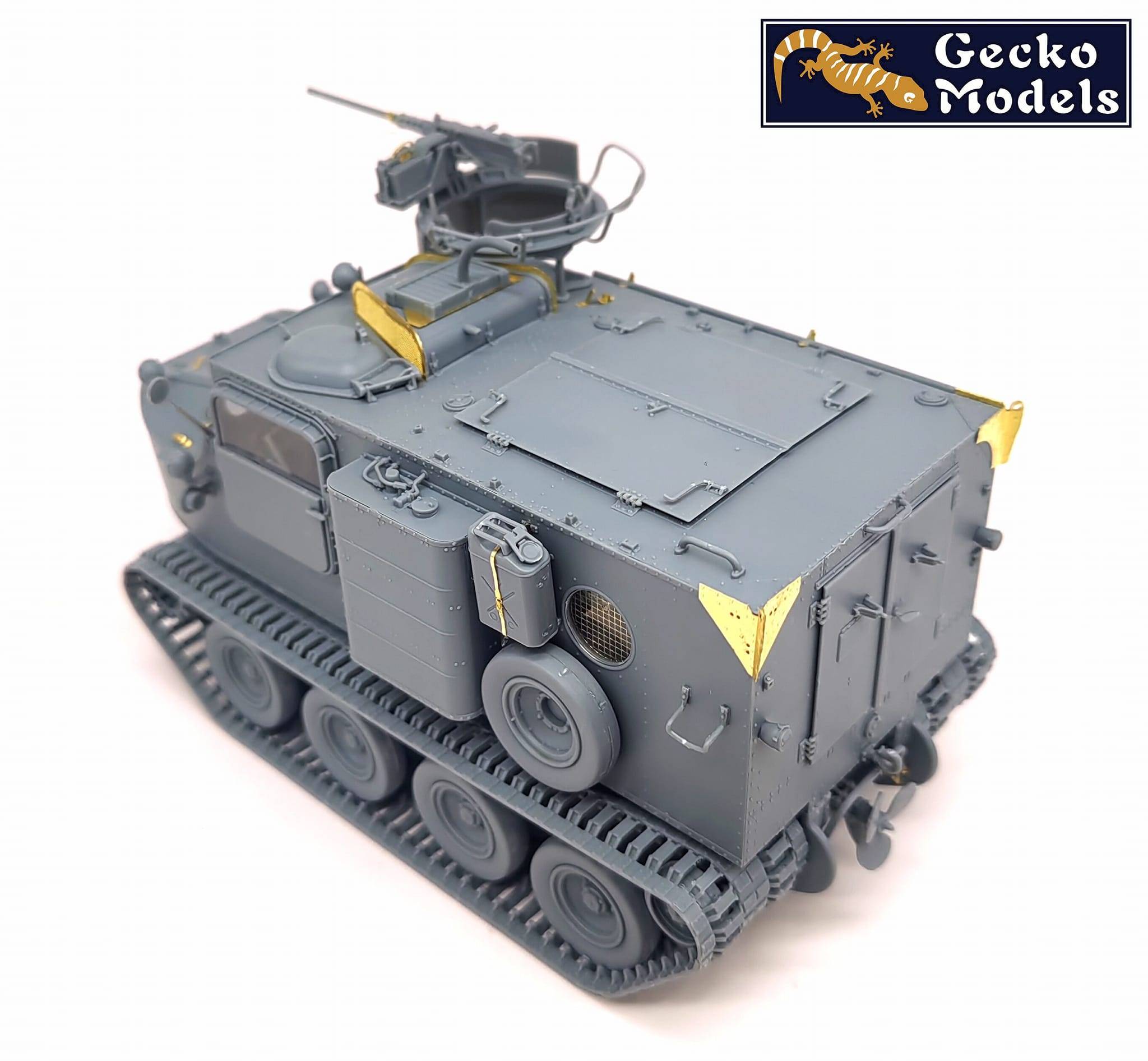 US M76 Amphibious Cargo Carrier "Otter" (Early Production) – Image 5