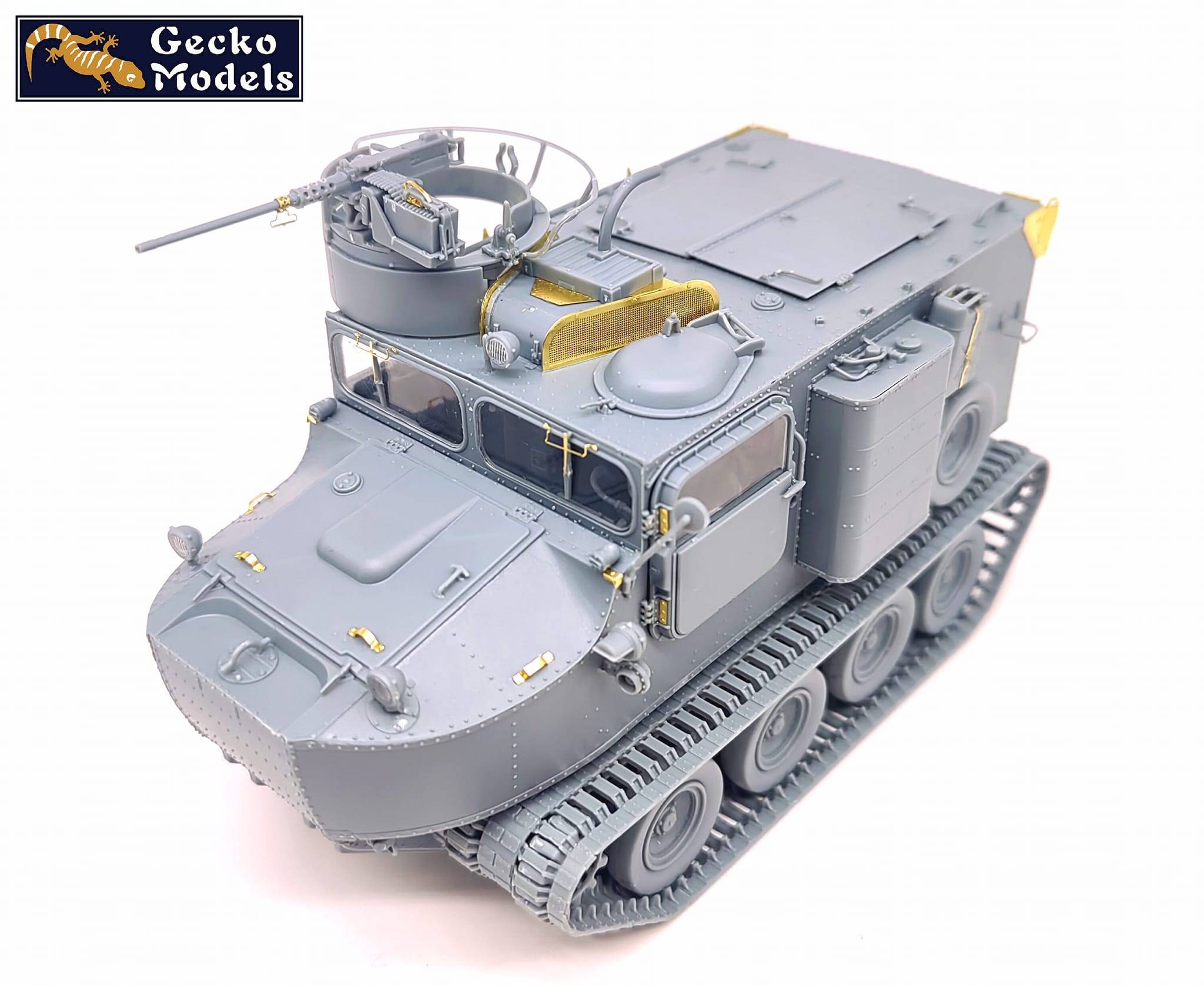 US M76 Amphibious Cargo Carrier "Otter" (Early Production) – Image 6