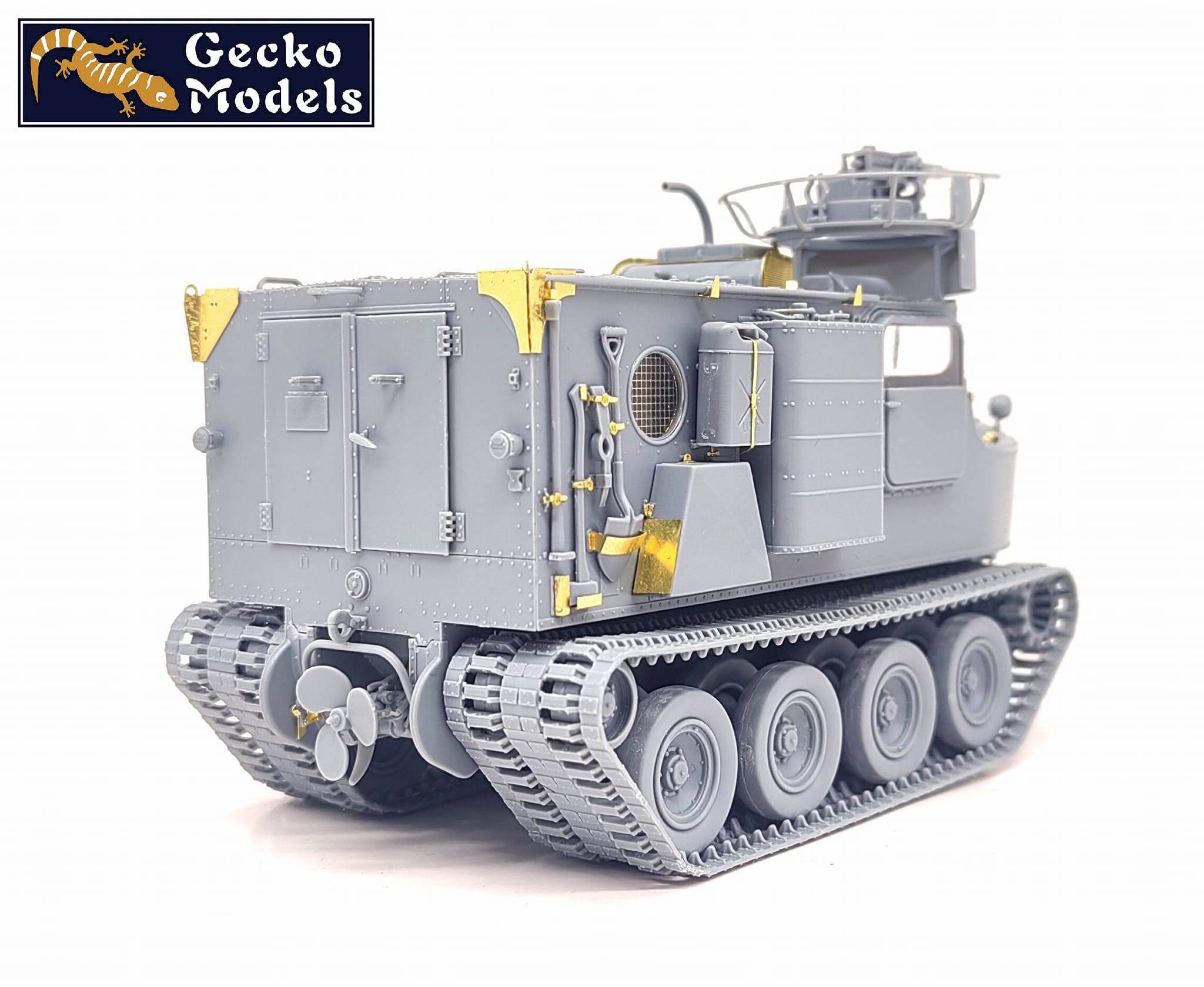 US M76 Amphibious Cargo Carrier "Otter" (Early Production) – Image 7