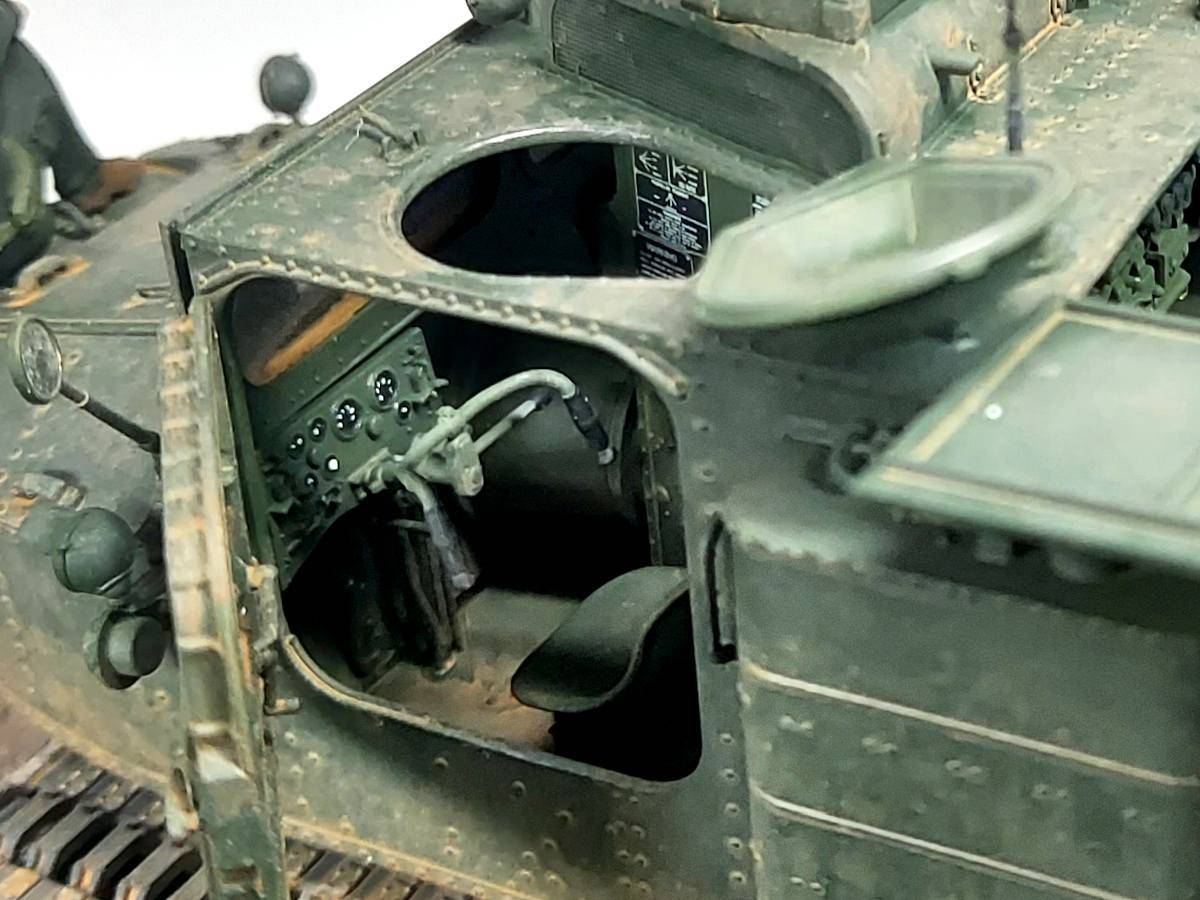 US M76 Amphibious Cargo Carrier "Otter" (Early Production) – Image 13