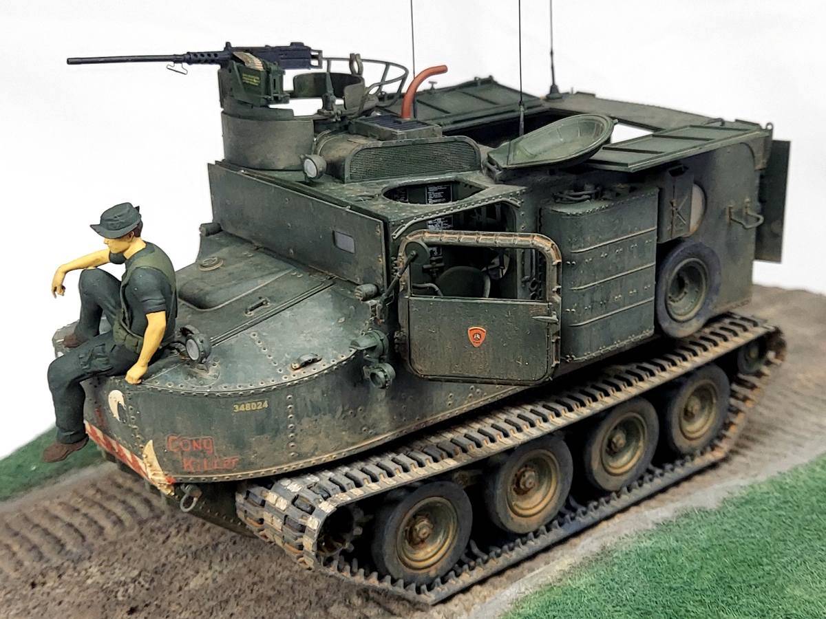 US M76 Amphibious Cargo Carrier "Otter" (Early Production) – Image 19