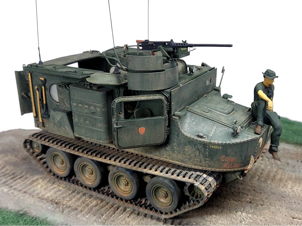 US M76 Amphibious Cargo Carrier "Otter" (Early Production) – Image 20