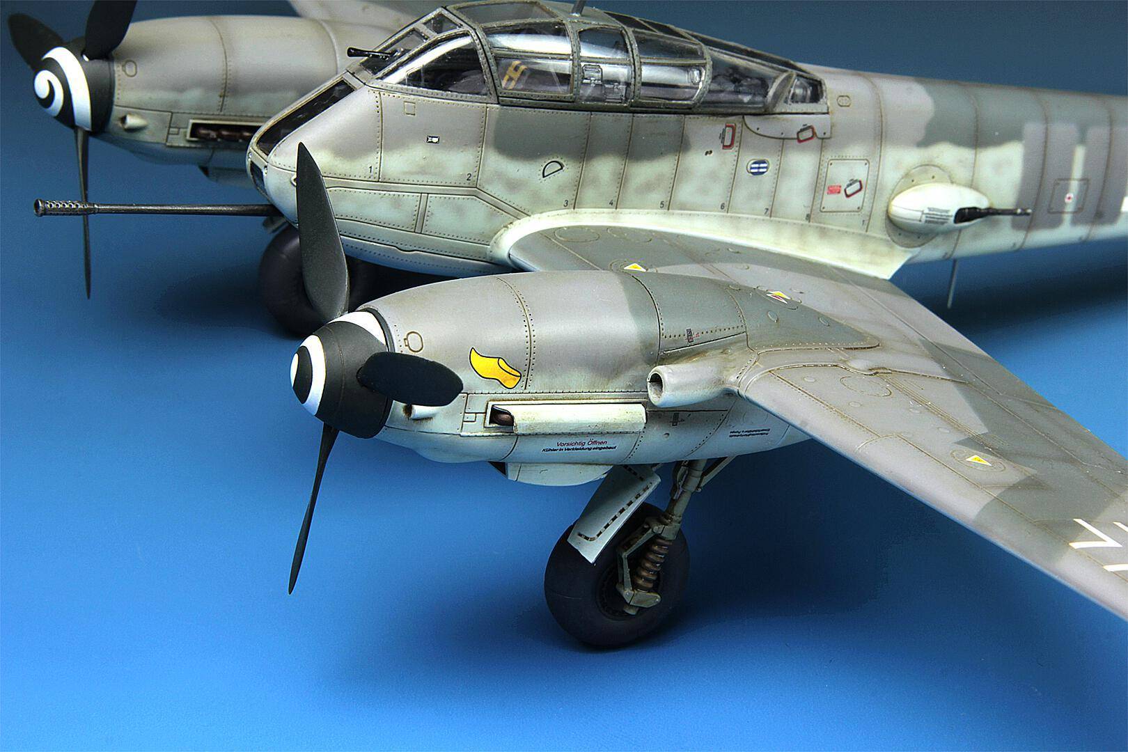 Messerschmitt Me-410B-2/U4 Heavy Fighter – Image 4