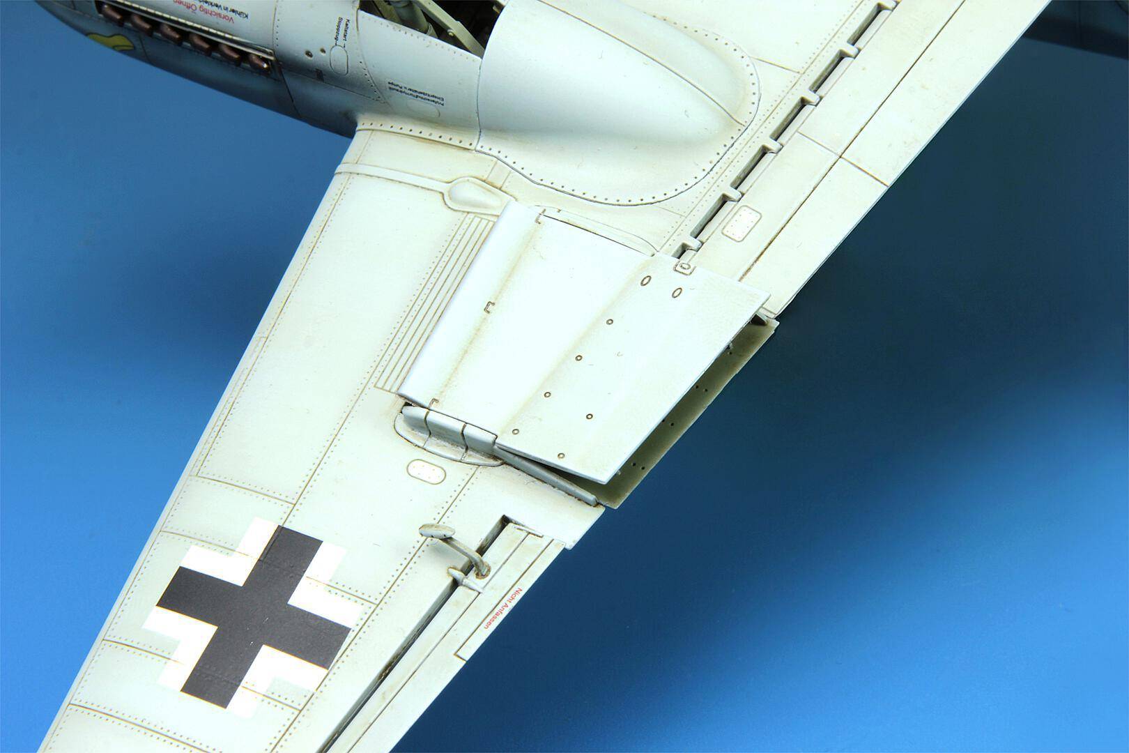 Messerschmitt Me-410B-2/U4 Heavy Fighter – Image 5