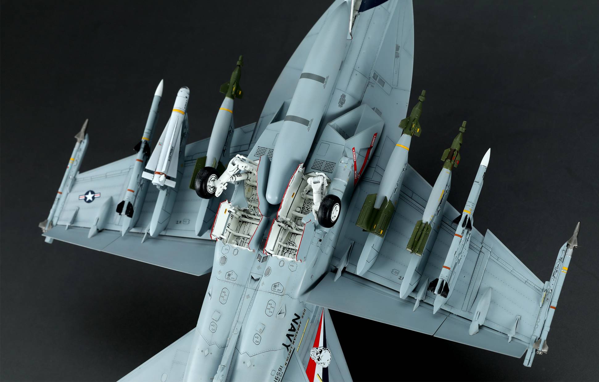 Boeing F/A-18F Super Hornet Bounty Hunters – Image 6