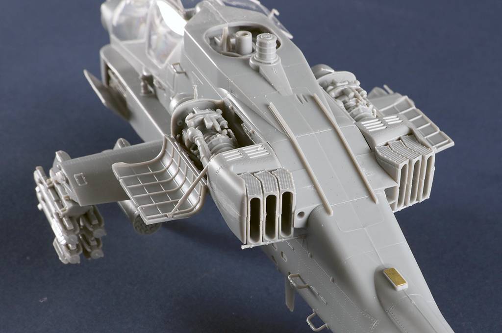 AH-64A Apache – Image 14