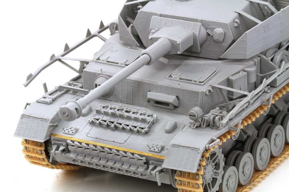 Pz.Kpfw.IV Ausf.H w/Zimmerit Mid-Production HJ Div. Normandy – Image 7