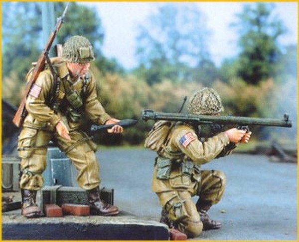 Parachutistes US avec bazooka - Juin 1944