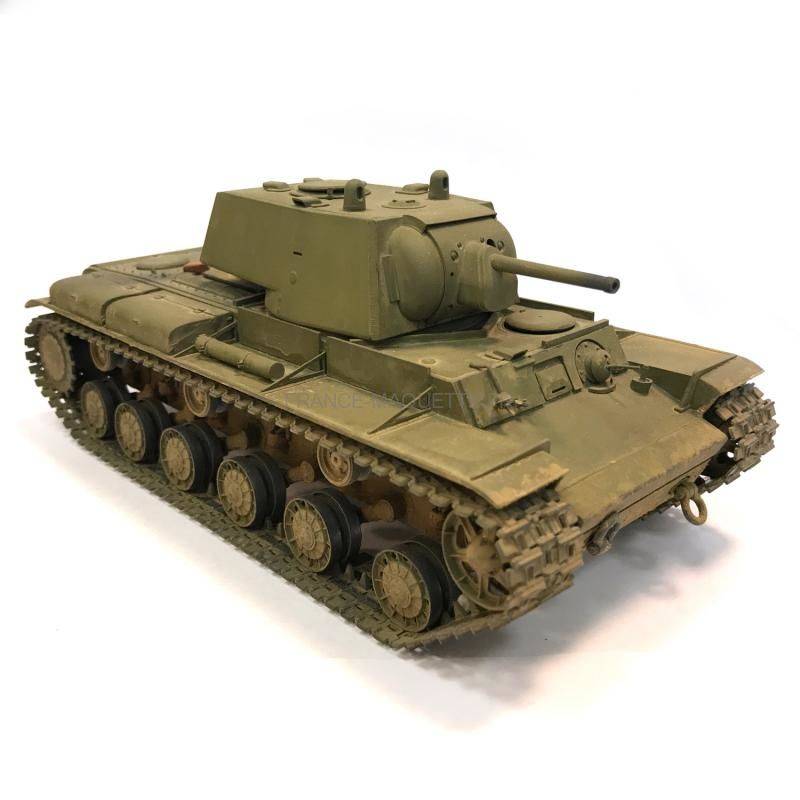 KV-1 Soviet Heavy Tank mod.1940 with L-11 Gun – Image 4