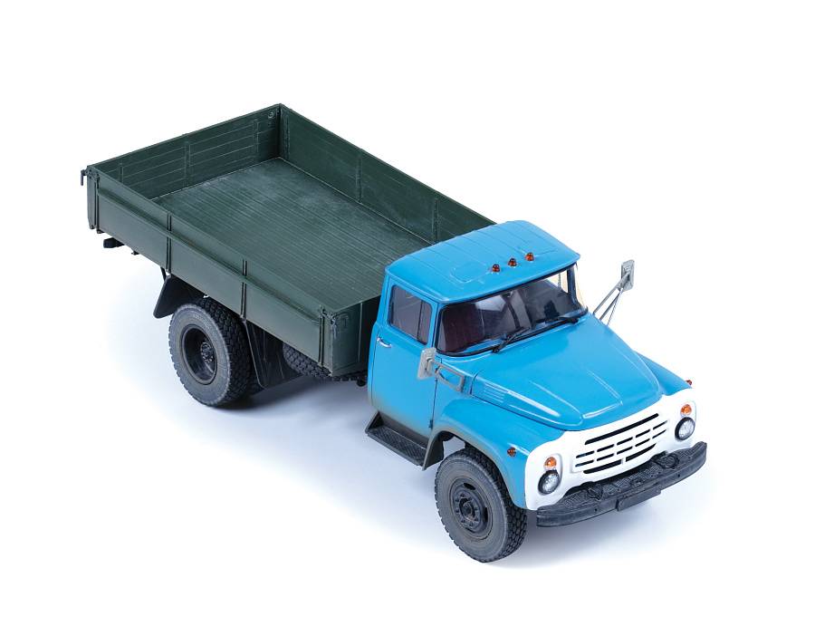 Soviet truck ZIL-130 – Image 3