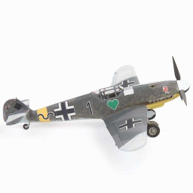 Messerschmitt BF-109F4 German fighter – Image 5