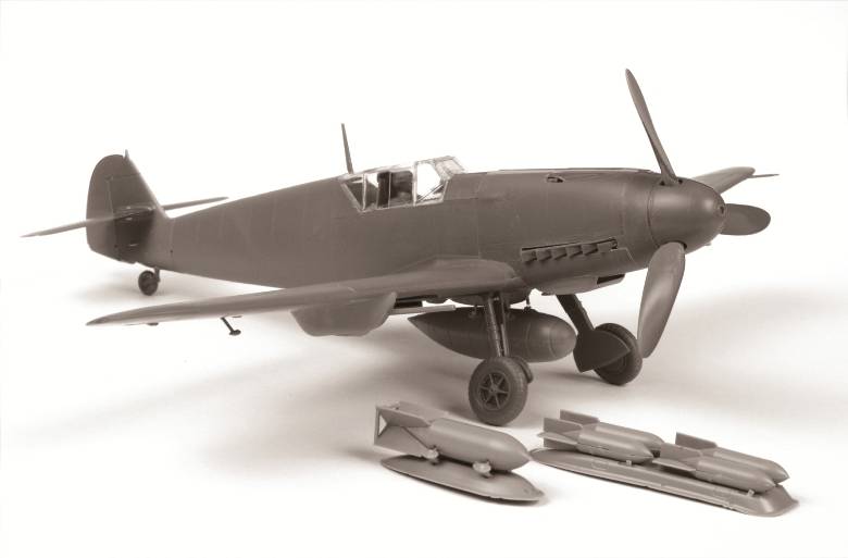 Messerschmitt BF-109F4 German fighter – Image 8