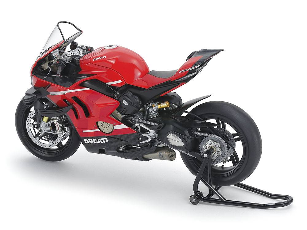 Ducati Superleggera V4 with Racing Kit – Image 2