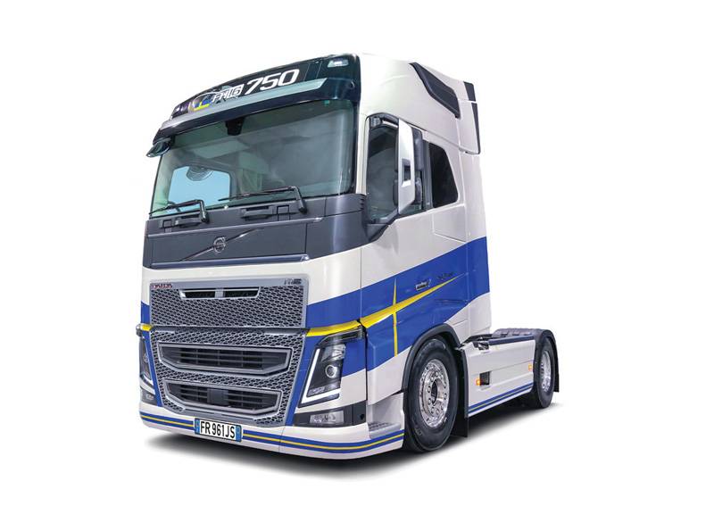 Volvo FH16 Medium Roof – Image 2