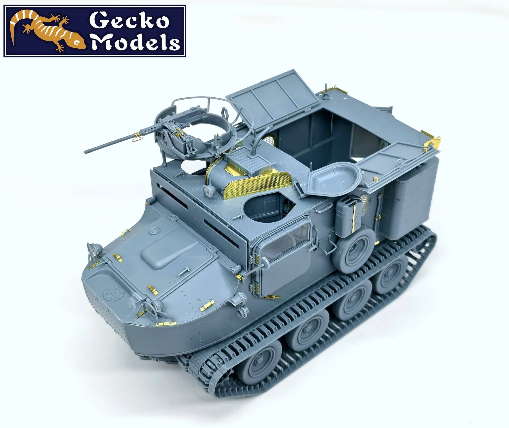 US M76 Amphibious Cargo Carrier "Otter" Late Production – Image 2