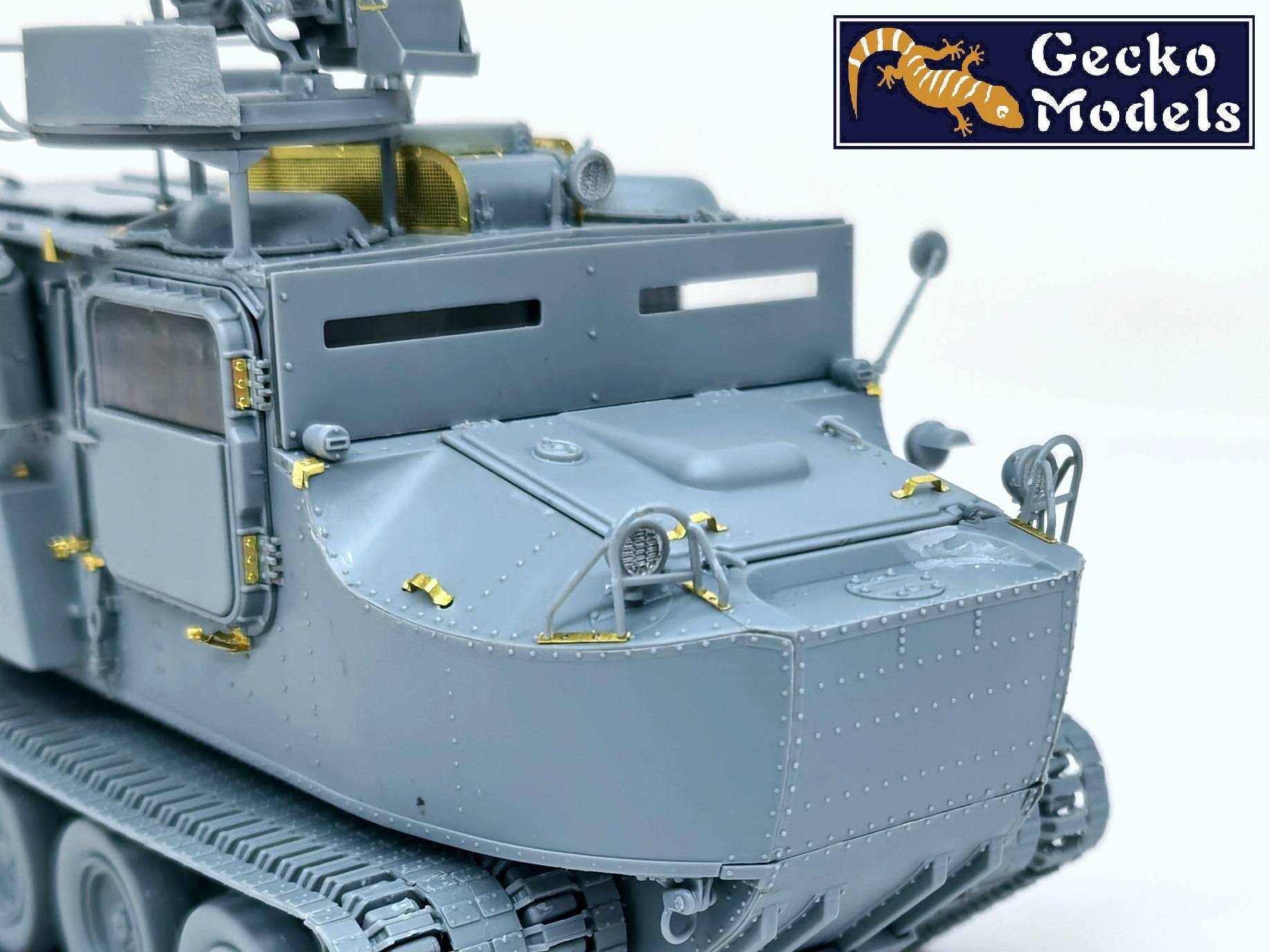 US M76 Amphibious Cargo Carrier "Otter" Late Production – Image 14
