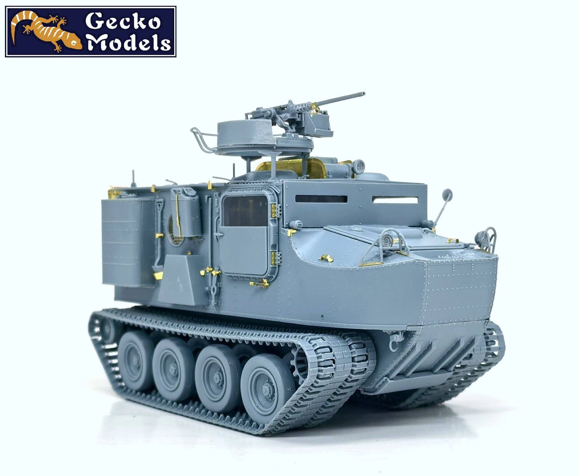 US M76 Amphibious Cargo Carrier "Otter" Late Production – Image 16