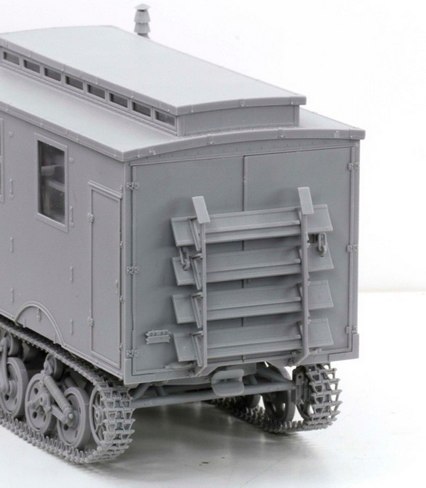 Sd.Kfz.3 Maultier Ambulance – Image 7