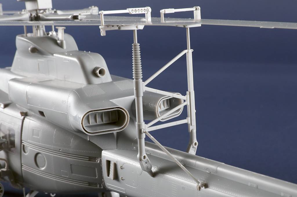 UH-1Y Venom – Image 21