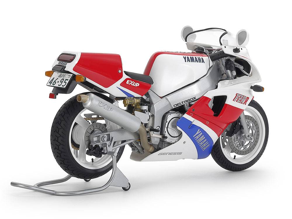YAMAHA FZR750R (OW01) – Image 11
