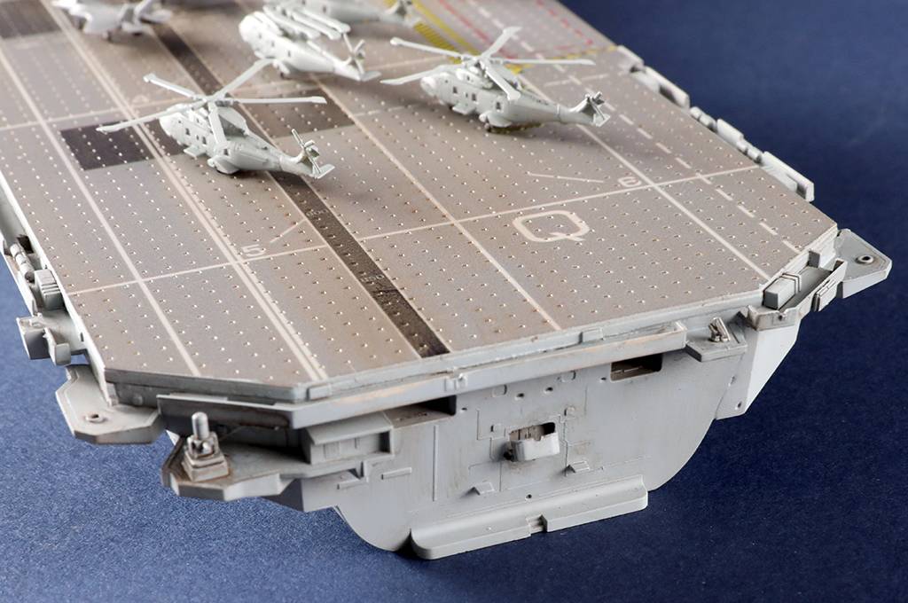 Queen Elizabeth Aircraft Carrier – Image 4