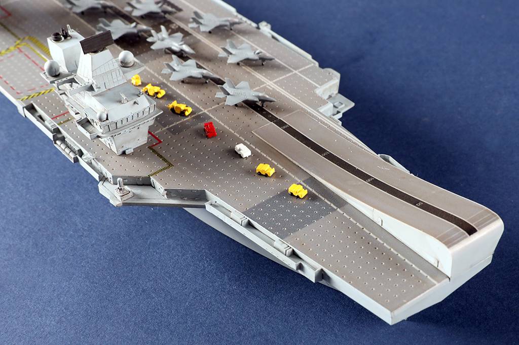 Queen Elizabeth Aircraft Carrier – Image 9