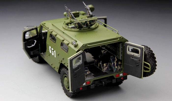 Russian Armoured High Mobility Vehicle GAZ-233014 STS Tiger – Image 5