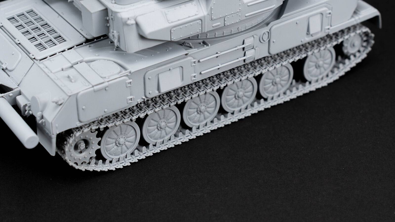 ZSU-23-4 M/M3 Soviet Self-Propelled Anti-Aircraft Gun – Image 10