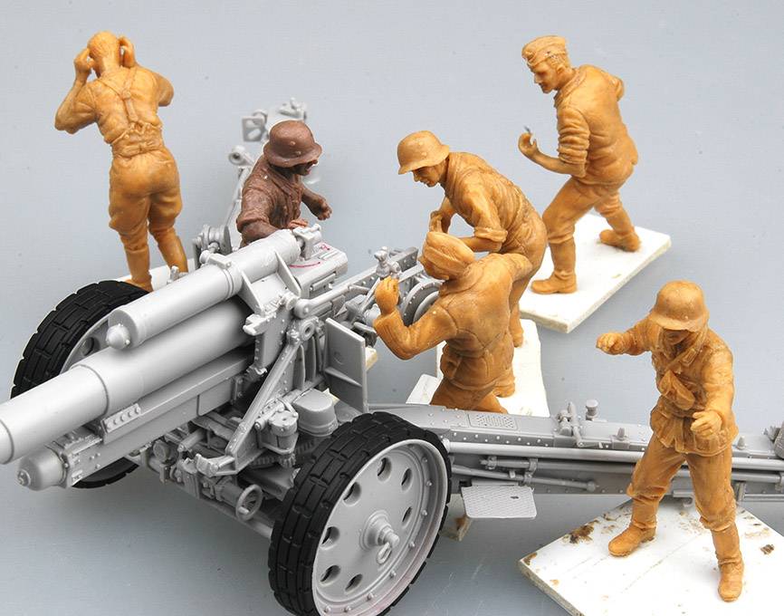 German s.FH 18 Field Howitzer Gun Crew – Image 8